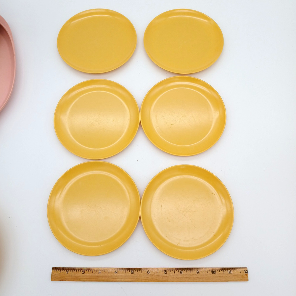 Vintage Melamine Lot of 35 Mixed Colors & Makers Plates Bowls Mugs Cups Platter - Picture 12 of 16